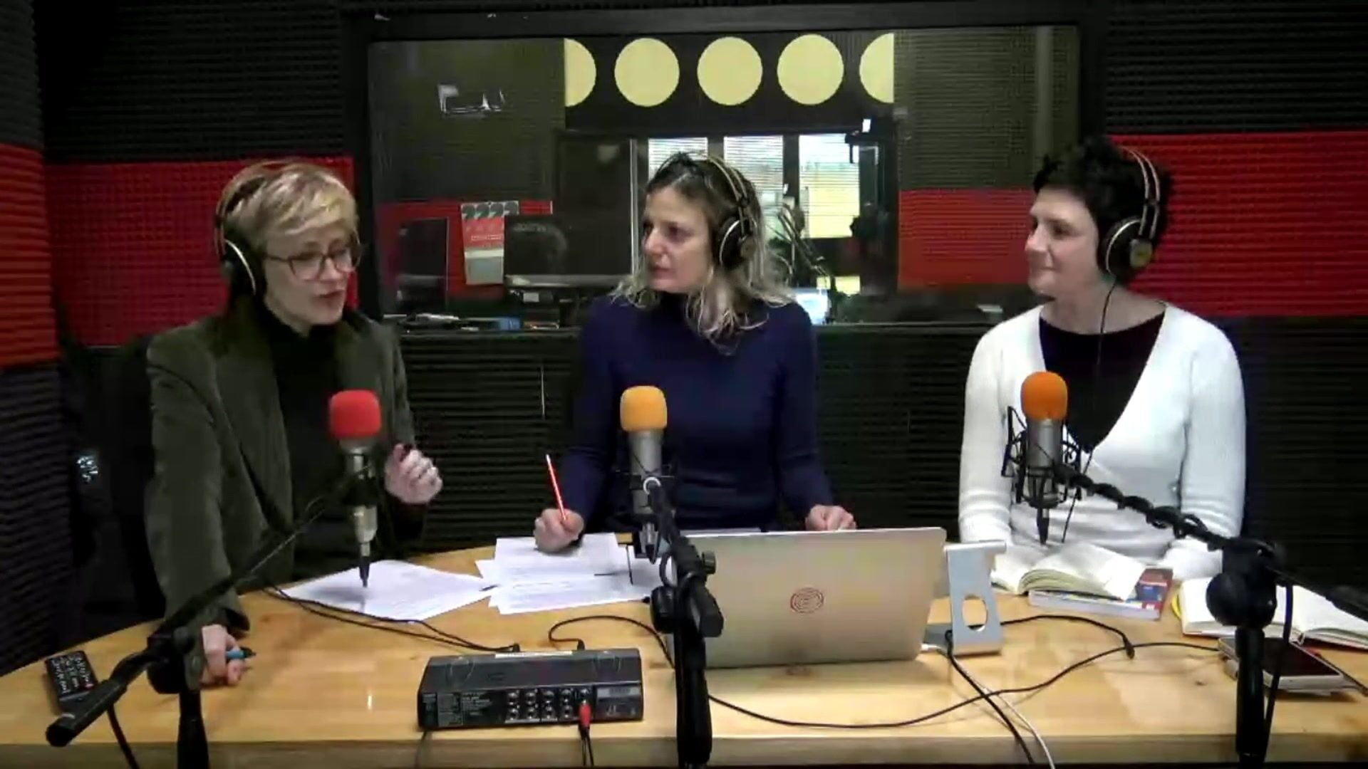 Un 25 novembre al mese Violenza di genere ed educazione alle differenze